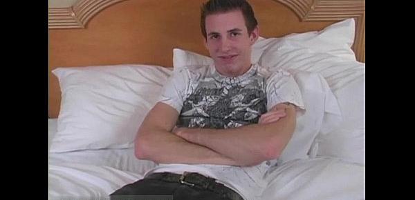  Sexy gay Stud Kasey likes to take his clothes off on his home webcam.